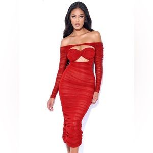 Miss Circle
Terra Burgundy Mesh Off Shoulder Cutout Midi Dress